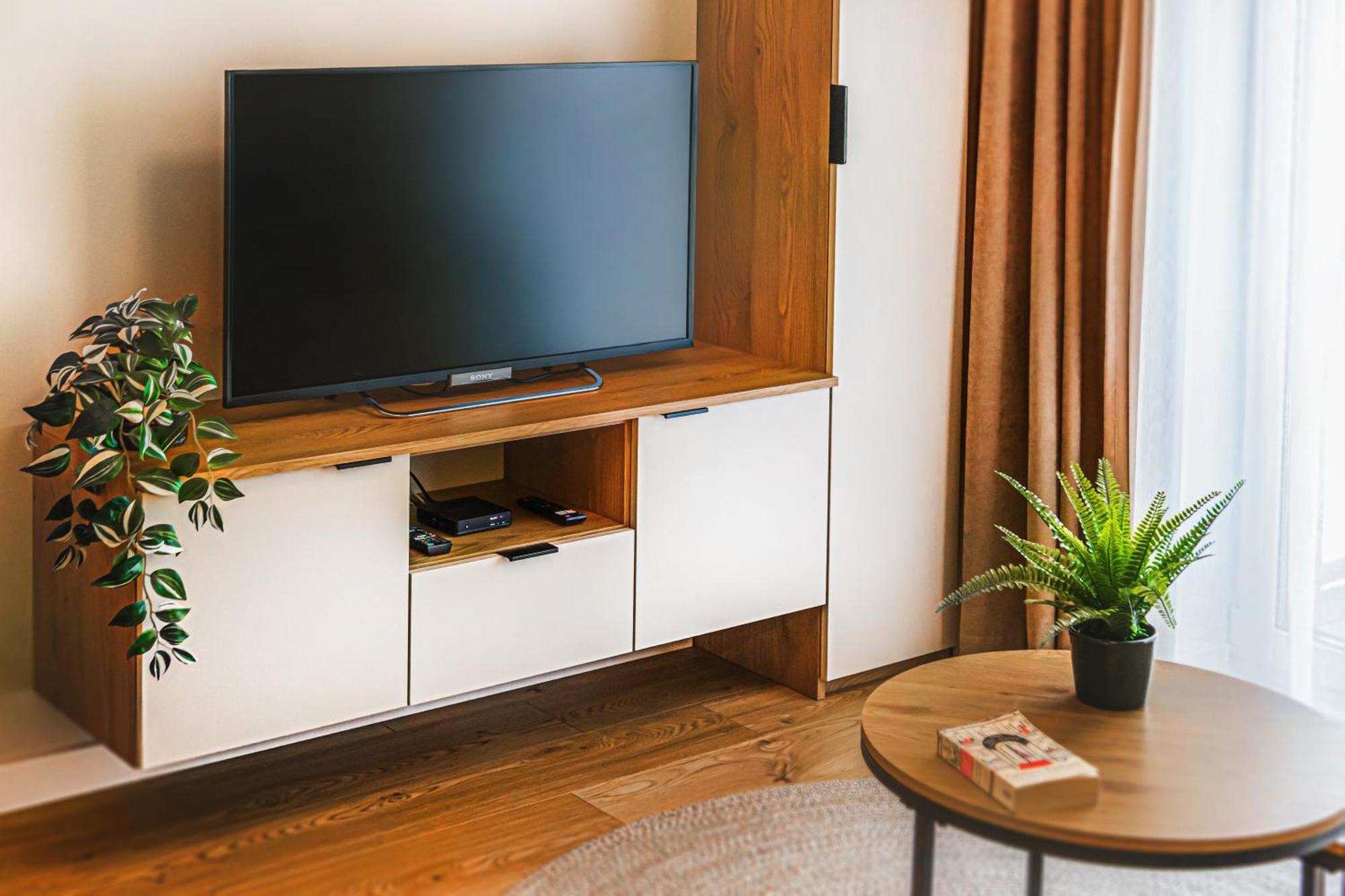 Komfortowy Apartament Z Balkonem I Parkingiem Вроцлав Экстерьер фото