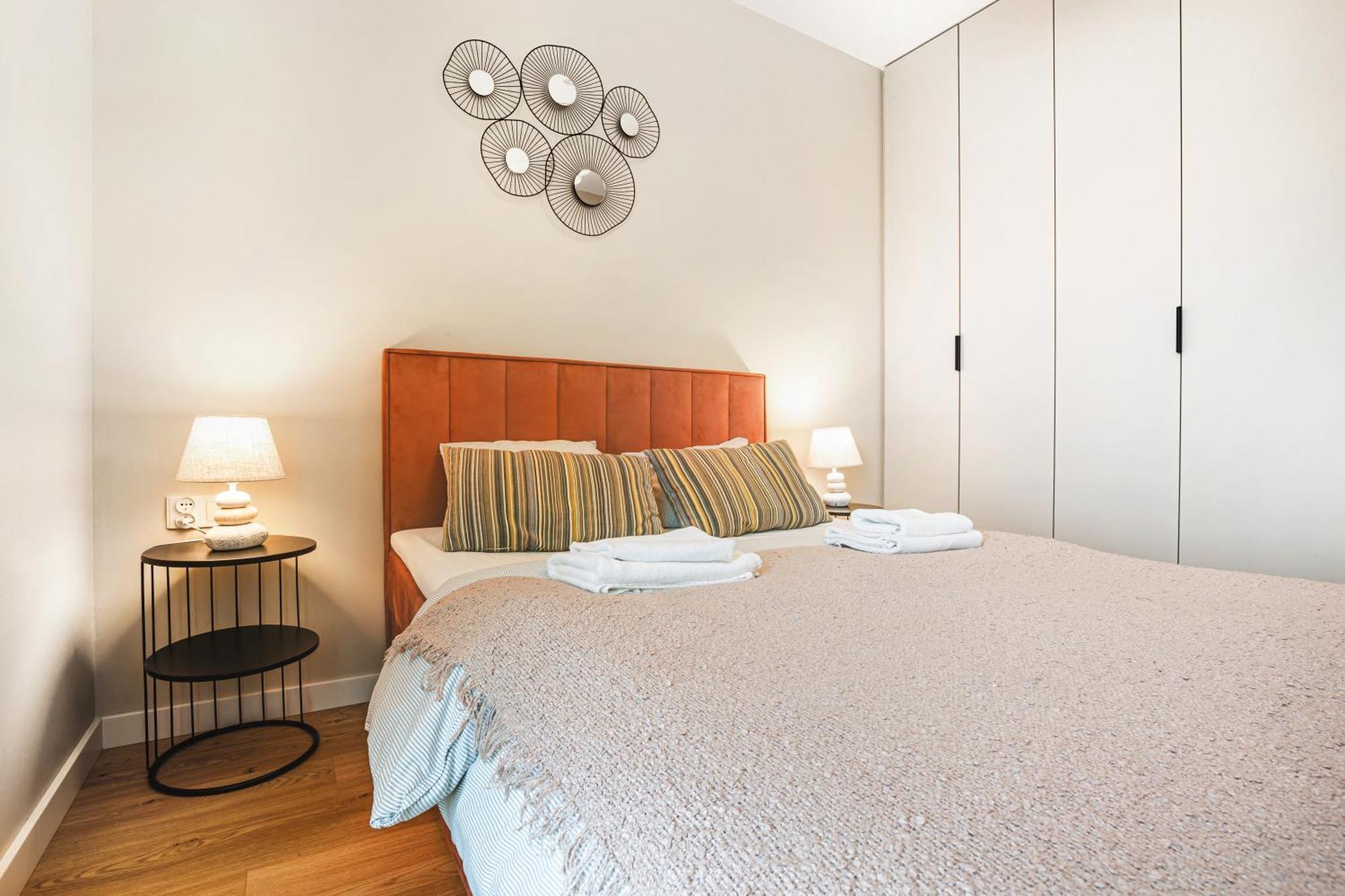 Komfortowy Apartament Z Balkonem I Parkingiem Вроцлав Экстерьер фото